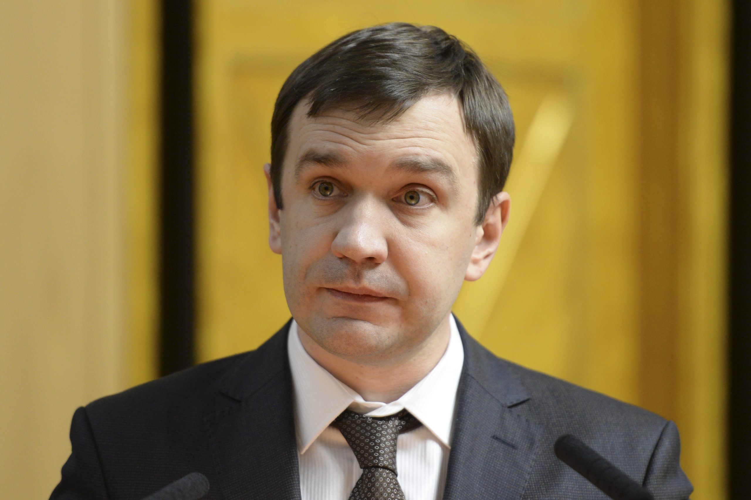 Обращение к председателю комитета по энергетике и инженерному обеспечению Санкт-Петербурга Бондарчуку А.С. по вопросу принятия мер, направленных на демонтаж рекламных конструкций расположенных на земельных участках с охранными зонами инженерно-технического обеспечения и объектах электросетевого хозяйства, а так же в пределах треугольника видимости пересечения Коломяжского проспекта и проспекта Испытателей в Санкт-Петербурге.